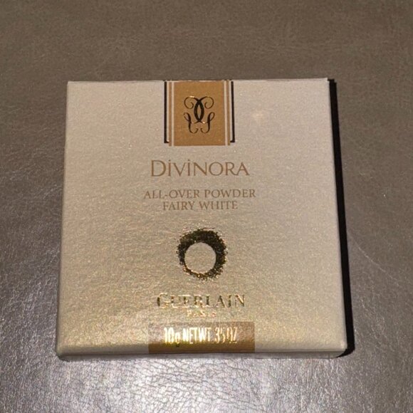 Guerlain Divinora All over powder~Fairy White Powder - Picture 2 of 4